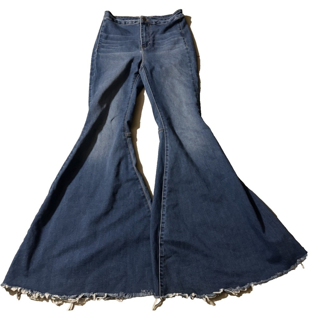 Free People Women's Size 25 Flare Bell‎ Bottom Jeans Medium Wash Denim